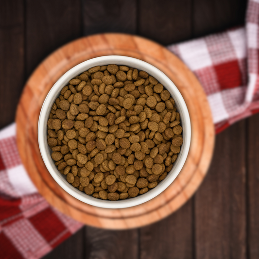 Pienso Natural para gato Pollo, atún y salmón tamaño croqueta