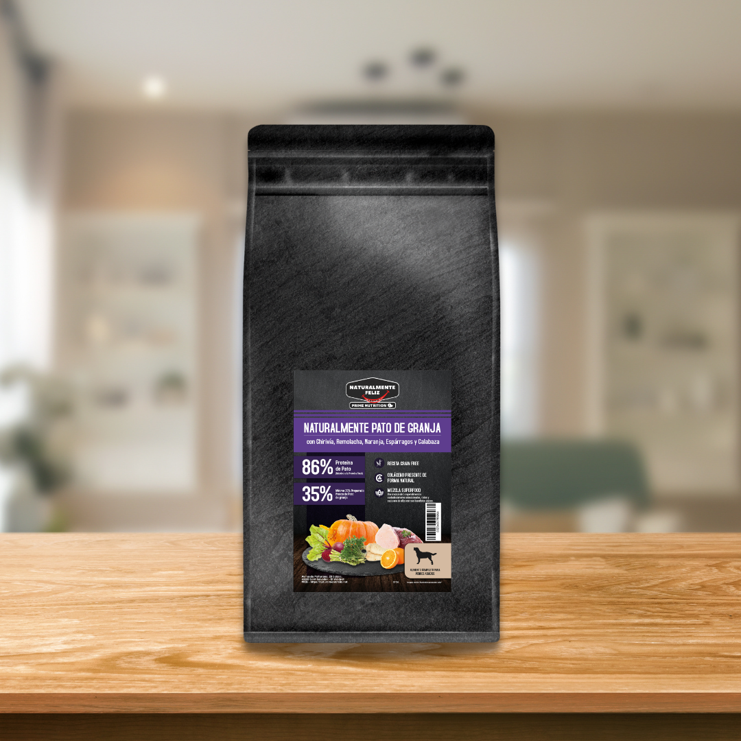 Naturalmente Pato de Granja con super alimentos - Pienso seco para razas medianas/grandes 6kg