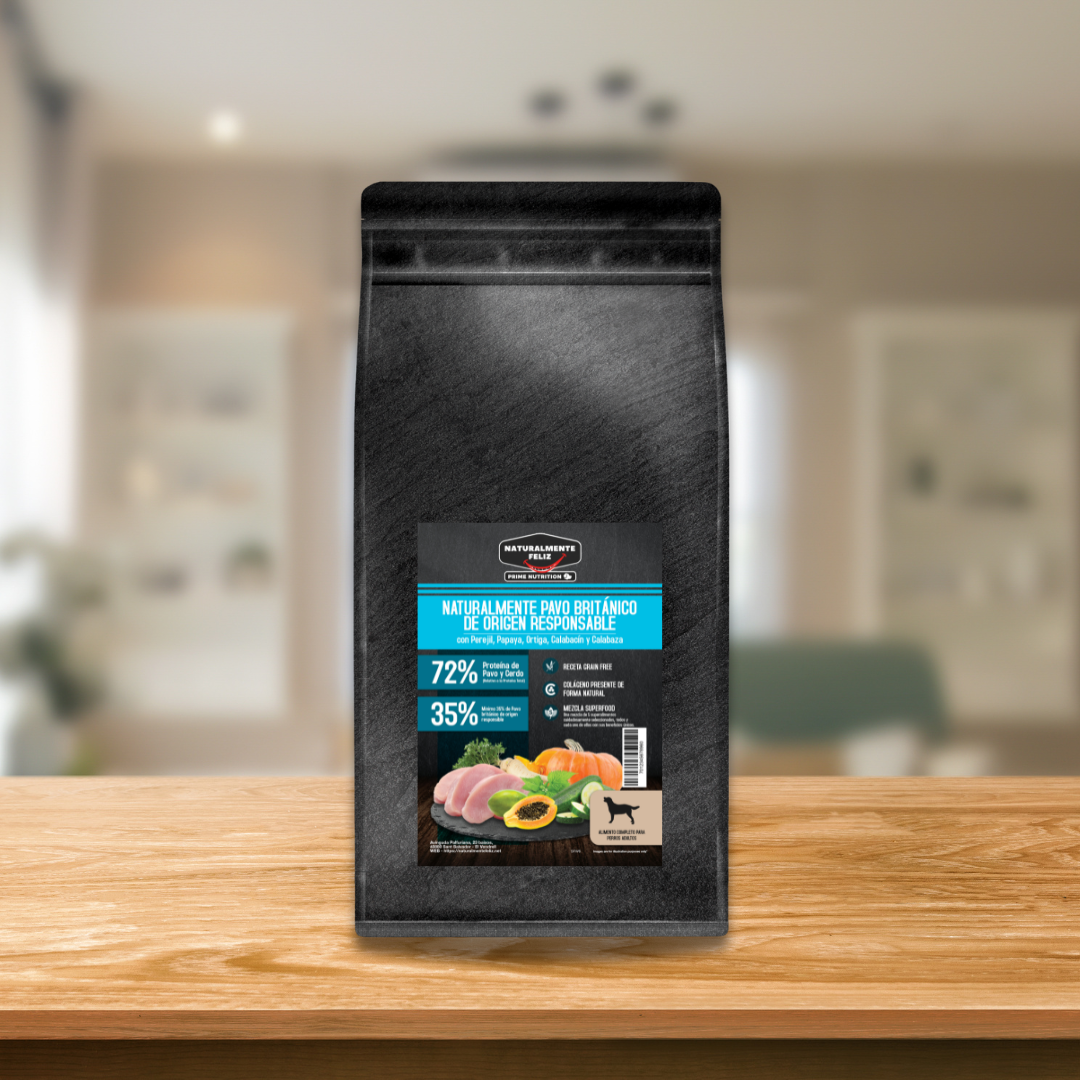 Naturalmente Pavo de Corral con super alimentos - Pienso seco raza mediana/grande 6kg